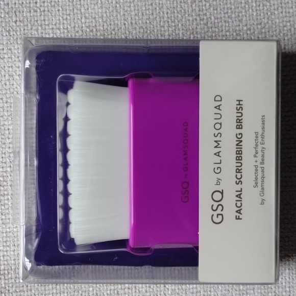 GSQ by Glamsquad Facial Scrubbing Brush New - Picture 3 of 5